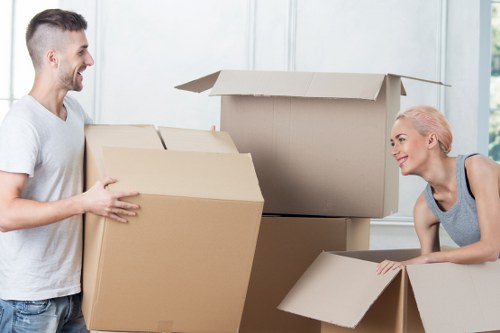 Local unpacking support for a family property in Hillingdon